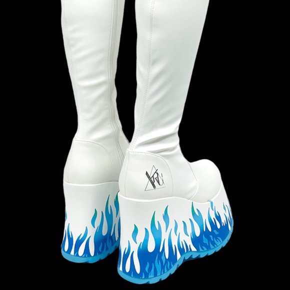 YRU Zen Platform Boots in White - Picture 4 of 5